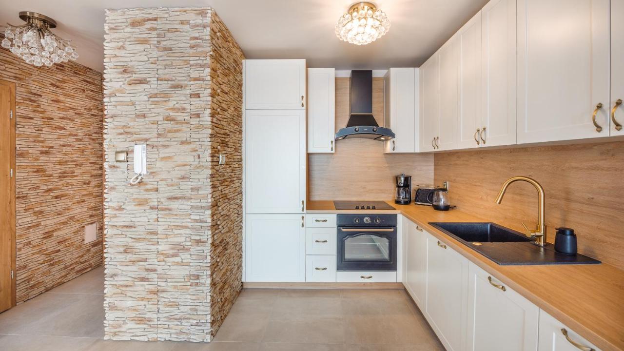 קולובז'ג Apartament Z 1 Sypialnia Retro Deluxe 60 F Perlowa Przystan - Holiday City מראה חיצוני תמונה